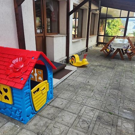 Vila Bianca Buşteni Екстериор снимка